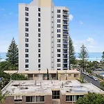Hotel Deluxe Twin At Legends - Q Stay